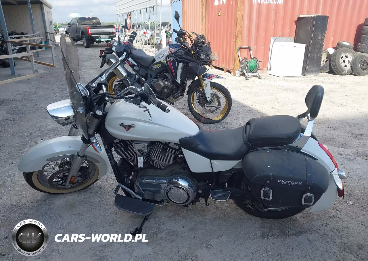 2013 Victory Motorcycles Boardwalk VIN:5VPRB36N4D3013006 - 13