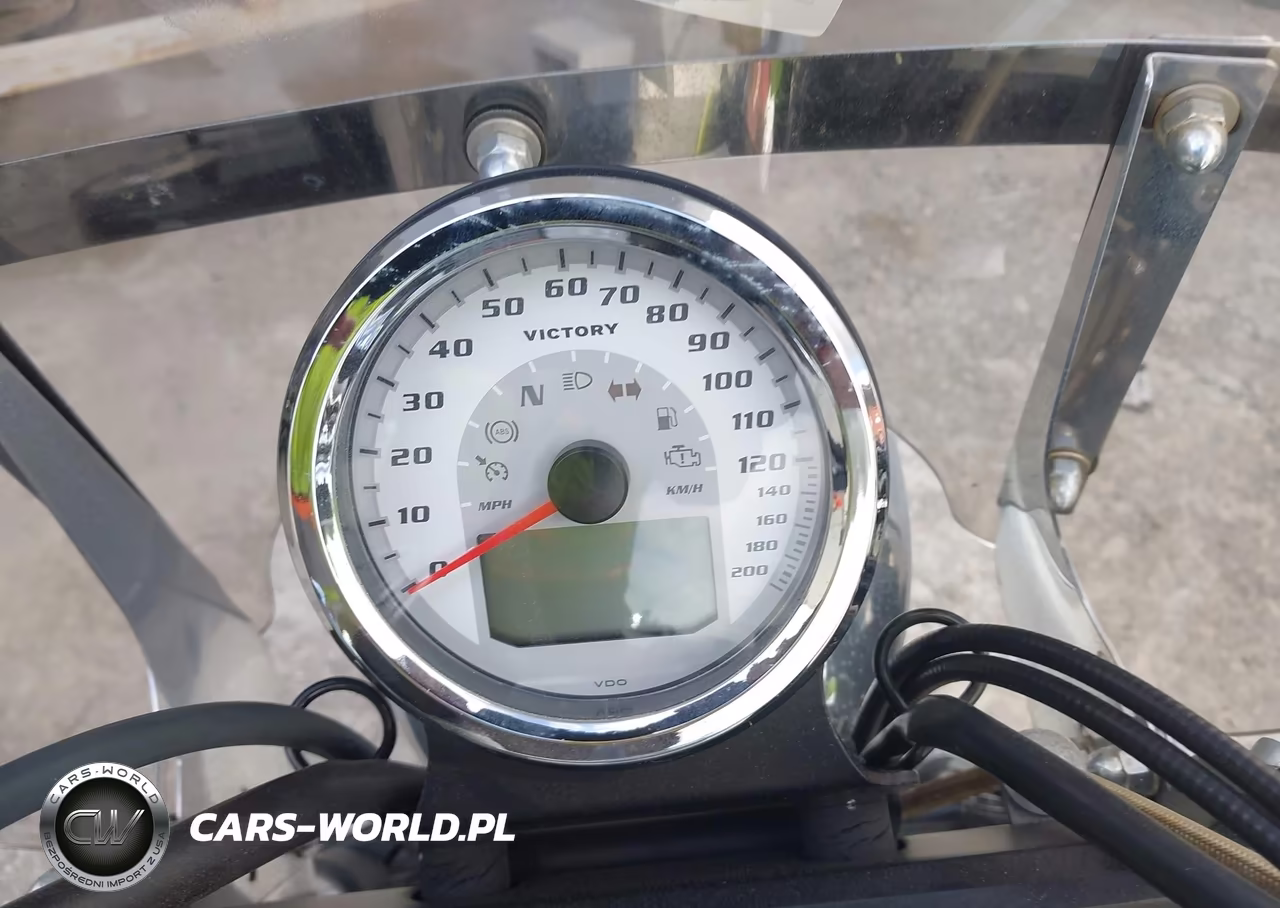 2013 Victory Motorcycles Boardwalk VIN:5VPRB36N4D3013006 - 7