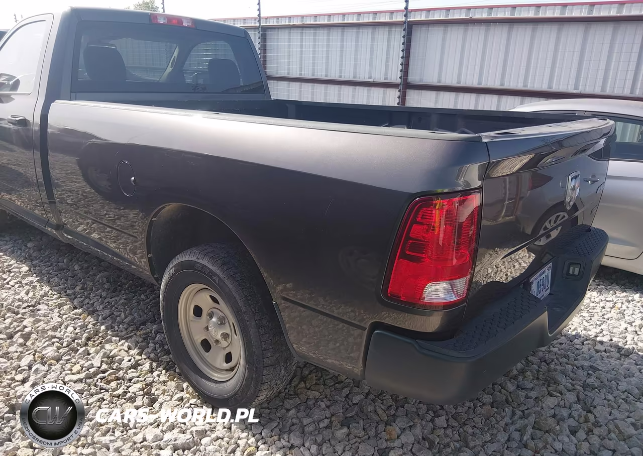 2017 Ram 1500 Tradesman 4X4 8' Box VIN:3C6JR7DG9HG675399 - 3