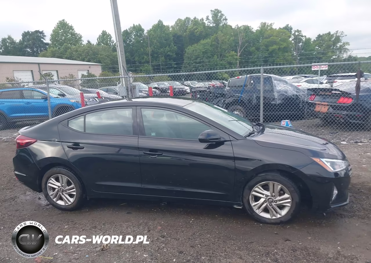 2019 Hyundai Elantra Sel VIN:5NPD84LF7KH439221 - 13
