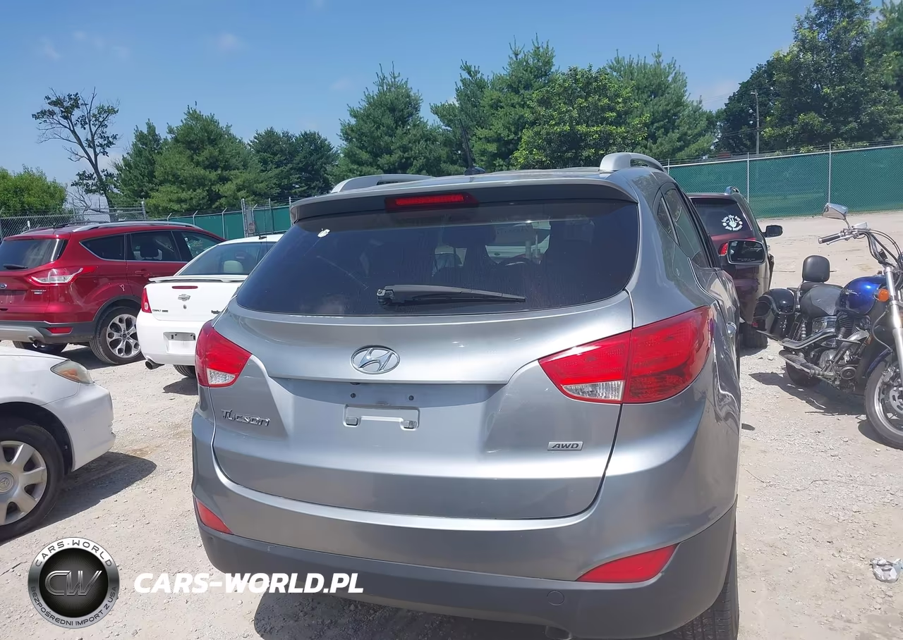 2015 Hyundai Tucson Se VIN:KM8JUCAG0FU988917 - 16