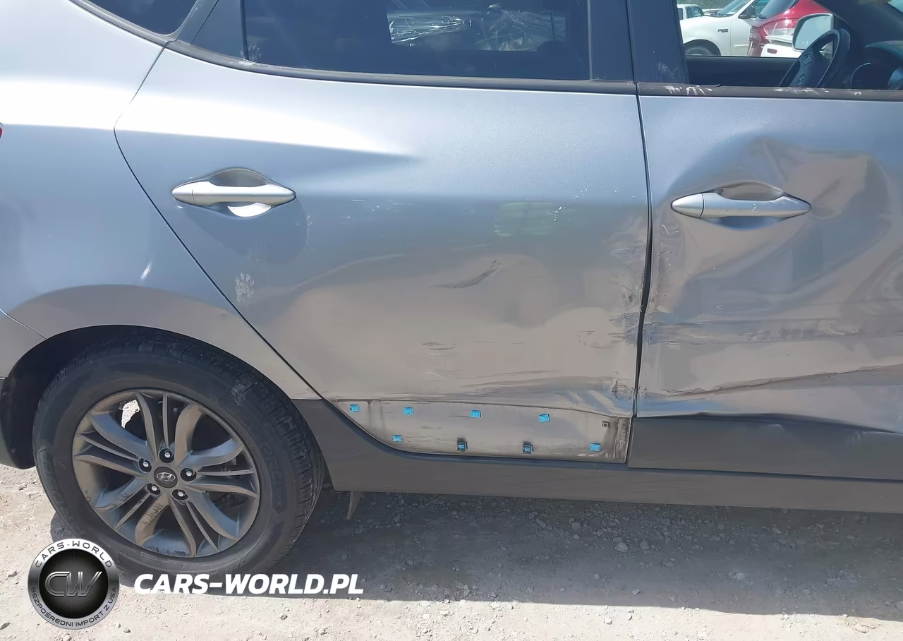 2015 Hyundai Tucson Se VIN:KM8JUCAG0FU988917 - 18
