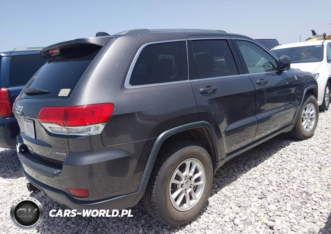 2019 Jeep Grand Cherokee Laredo E 4X4 VIN:1C4RJFAG0KC803864 - 4