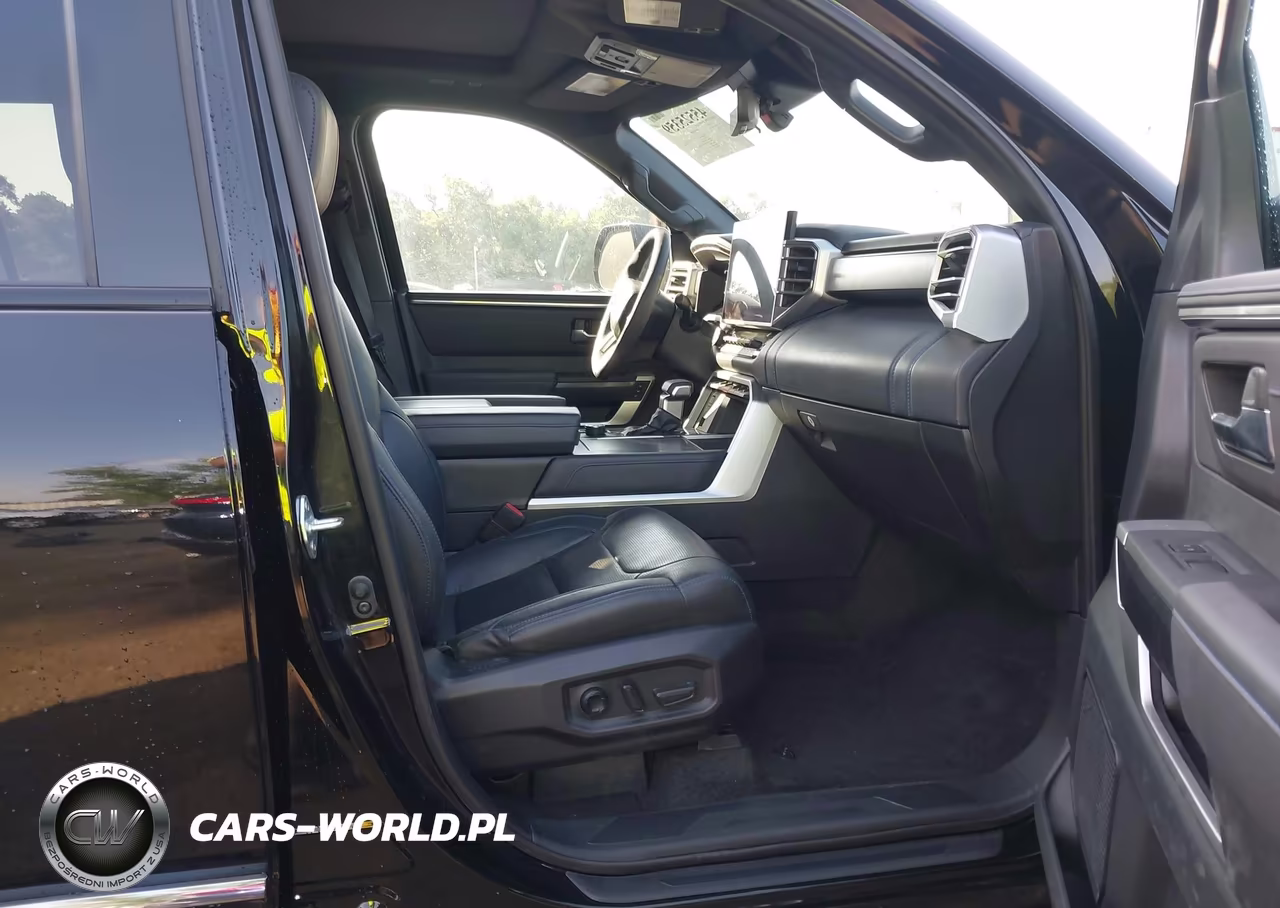2025 Toyota Sequoia Platinum VIN:7SVAAABA6SX066078 - 5