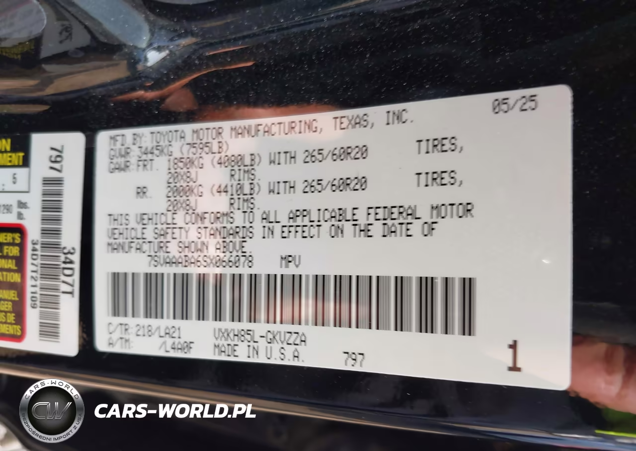 2025 Toyota Sequoia Platinum VIN:7SVAAABA6SX066078 - 9