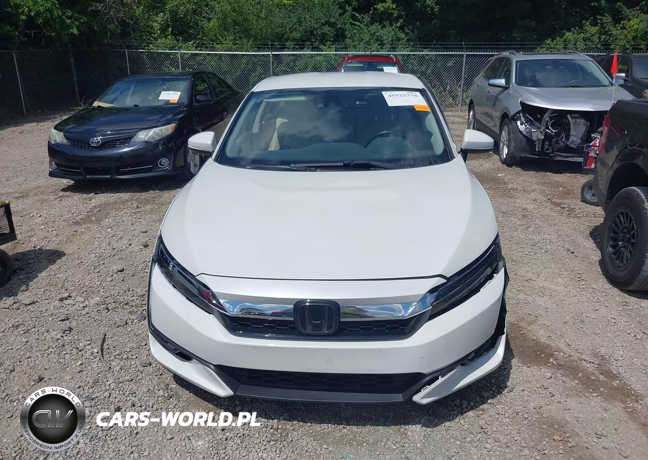 2018 Honda Clarity Plug-In Hybrid Touring VIN:JHMZC5F33JC020819 - 13