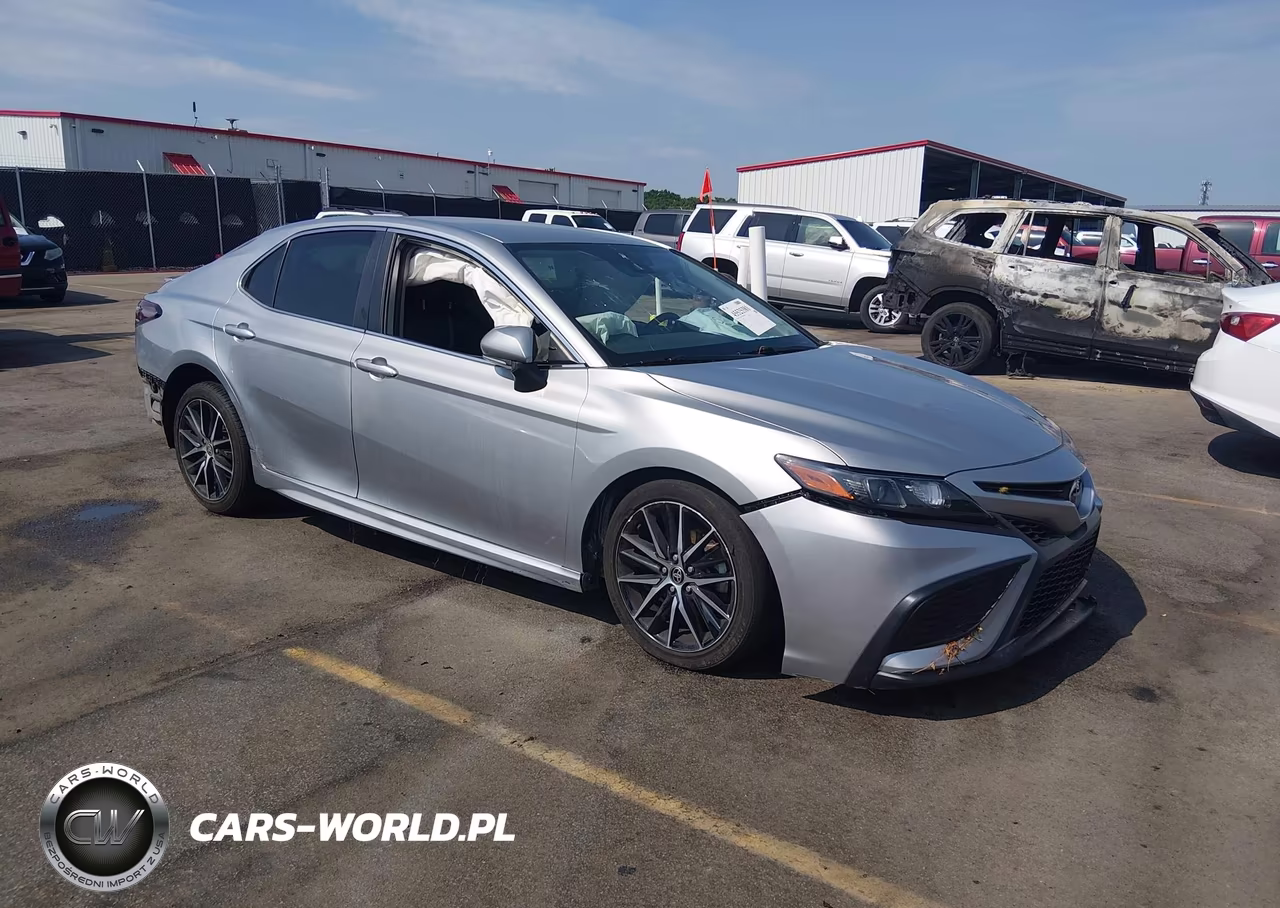 2022 Toyota Camry Se