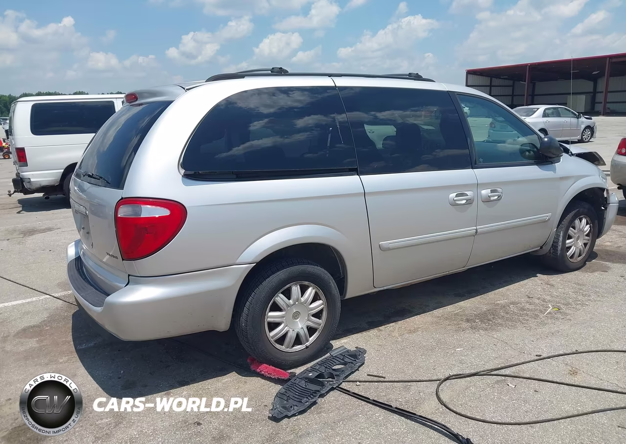 2006 Chrysler Town & Country Touring VIN:2A4GP54LX6R894352 - 4