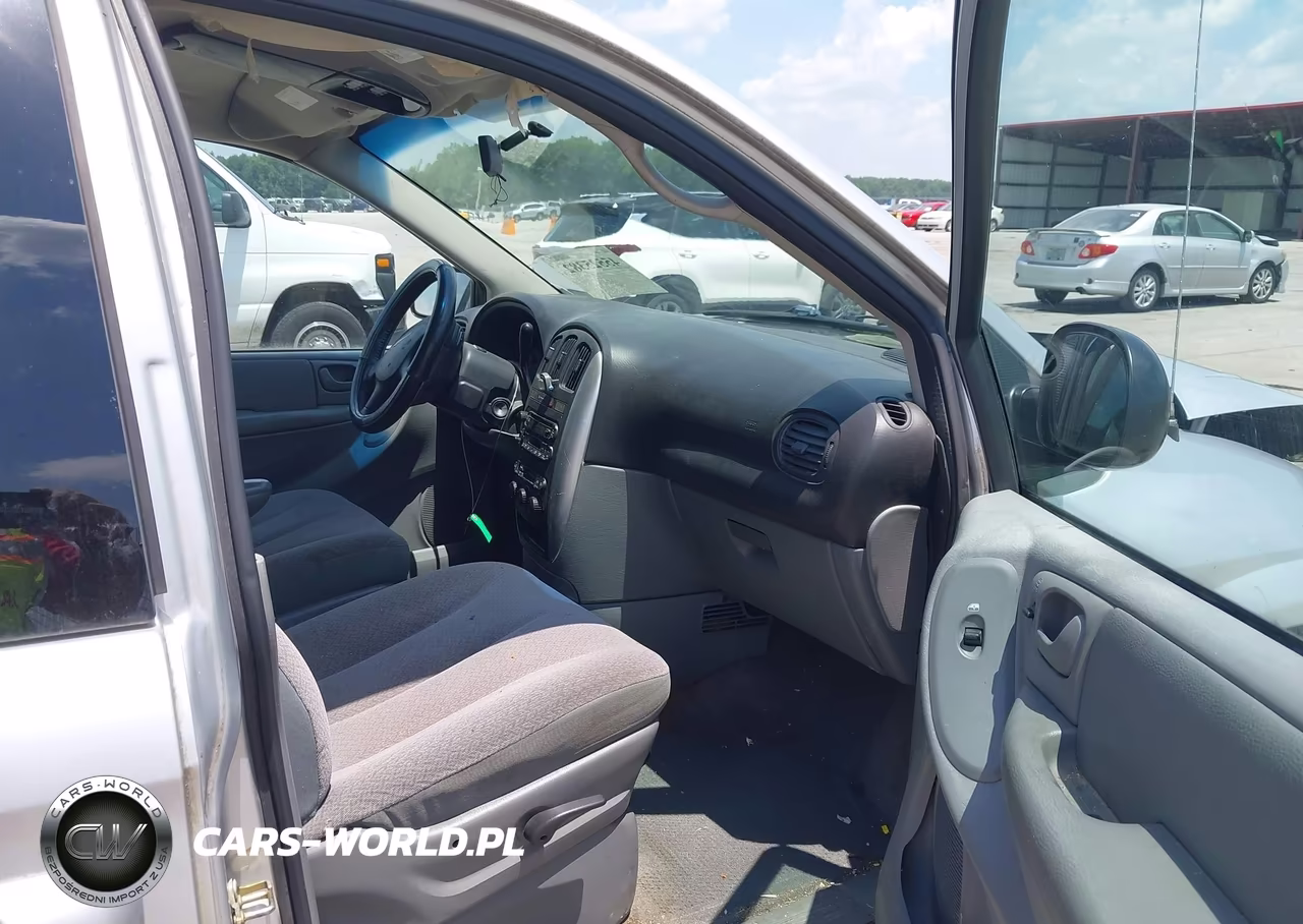2006 Chrysler Town & Country Touring VIN:2A4GP54LX6R894352 - 5