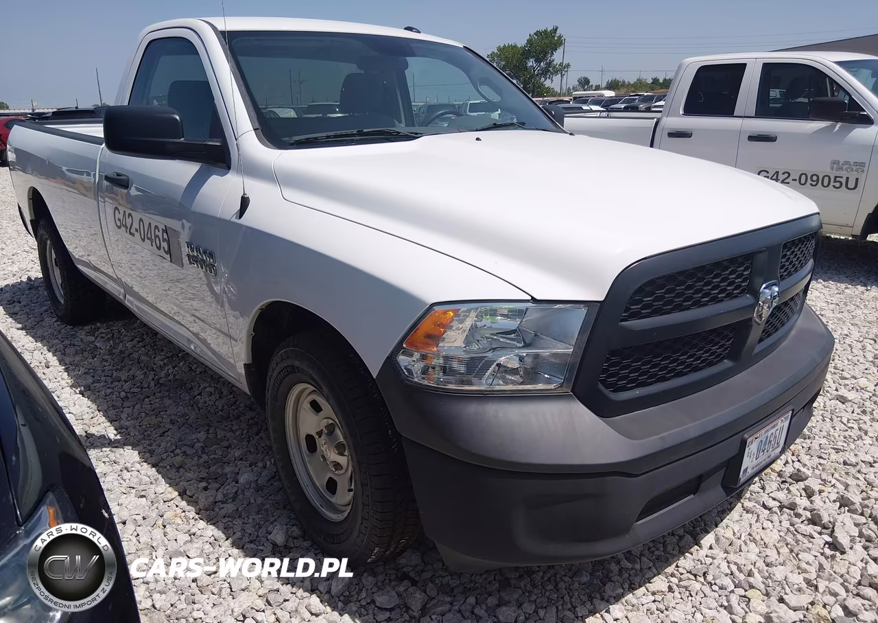 2017 Ram 1500 Tradesman 4X2 8' Box – zdjęcie 1 z 16