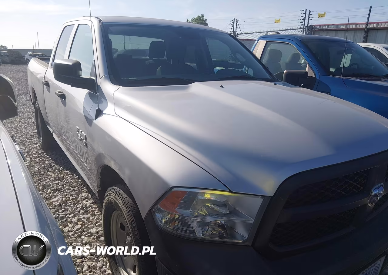 2017 Ram 1500 Tradesman 4X2 6'4 Box – zdjęcie 1 z 16