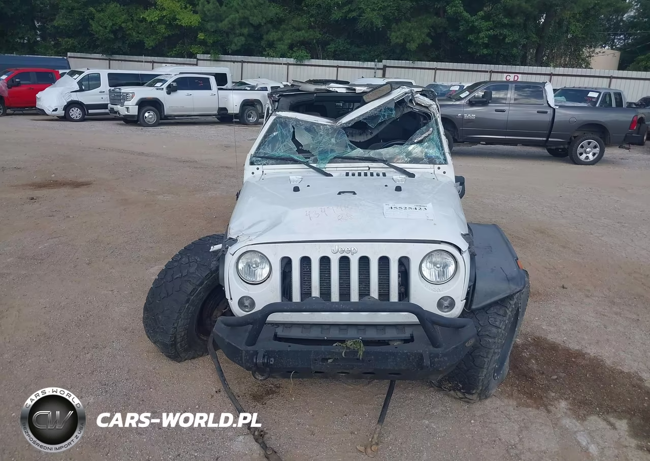 2015 Jeep Wrangler Unlimited Sahara VIN:1C4BJWEG7FL774610 - 12