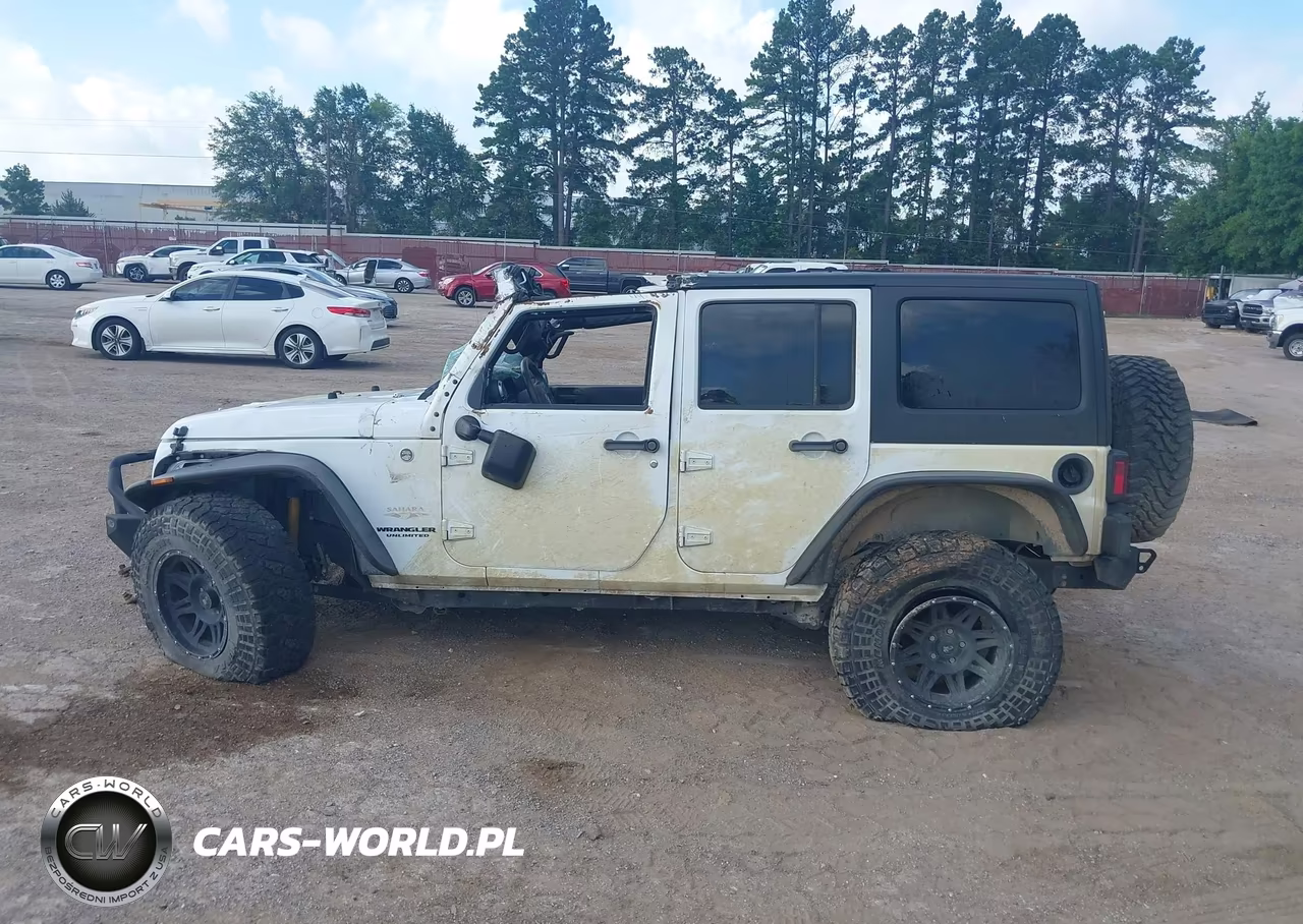 2015 Jeep Wrangler Unlimited Sahara VIN:1C4BJWEG7FL774610 - 14