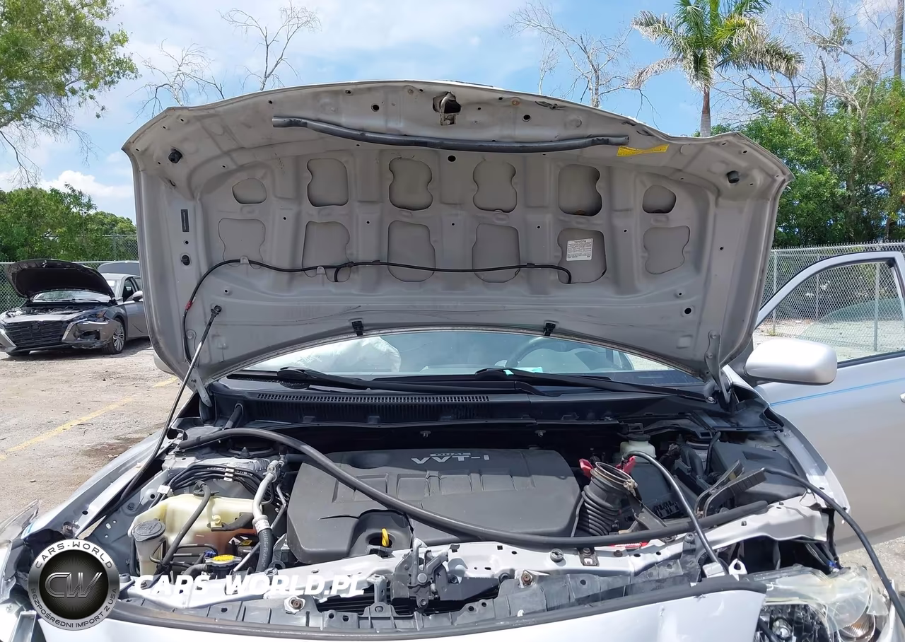2010 Toyota Corolla Le VIN:1NXBU4EE2AZ340720 - 10