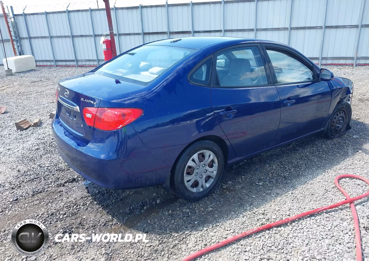 2010 Hyundai Elantra Gls VIN:KMHDU4ADXAU008403 - 4