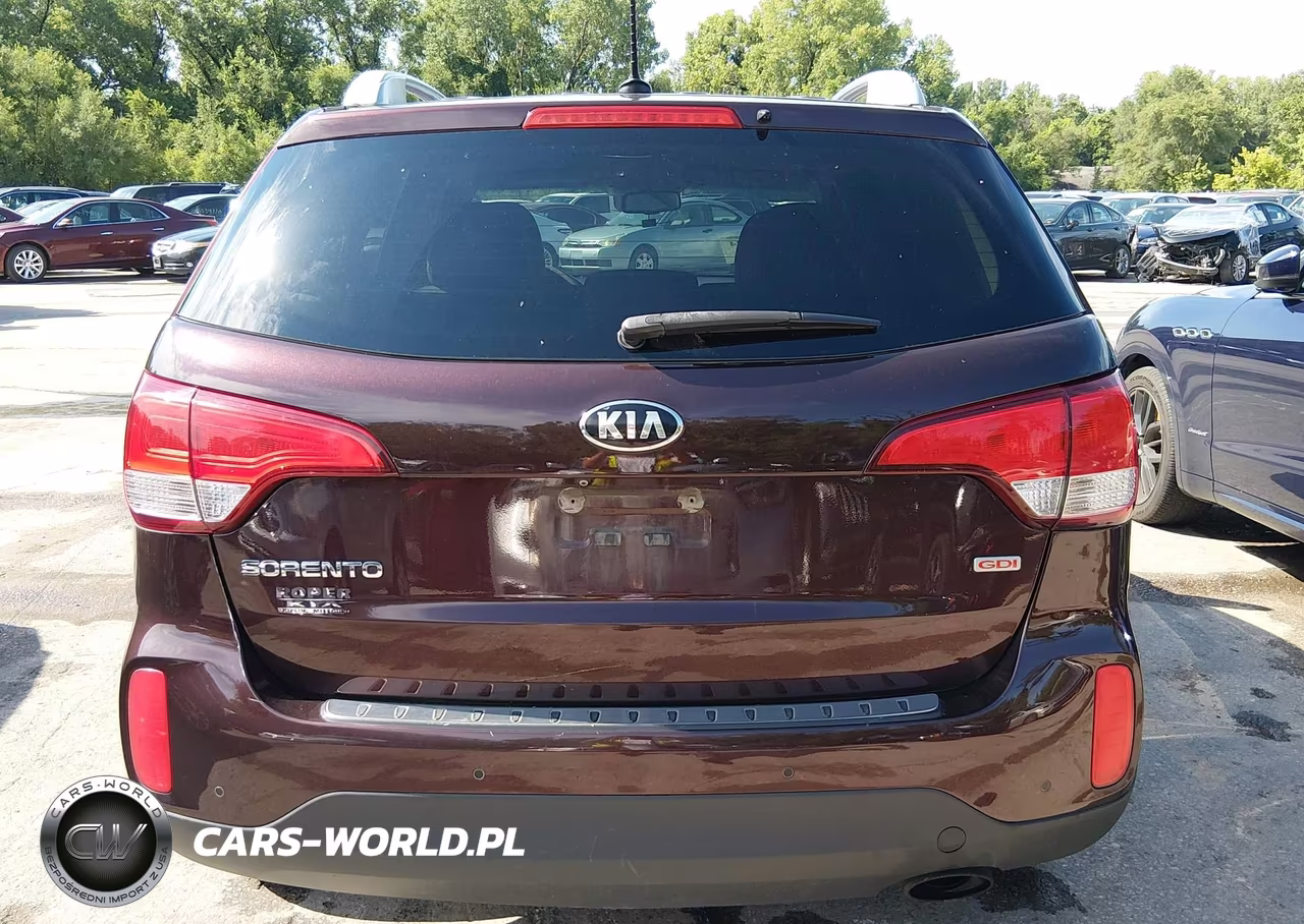 2015 Kia Sorento Lx VIN:5XYKTCA62FG632599 - 17