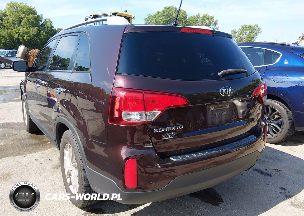 2015 Kia Sorento Lx VIN:5XYKTCA62FG632599 - 3