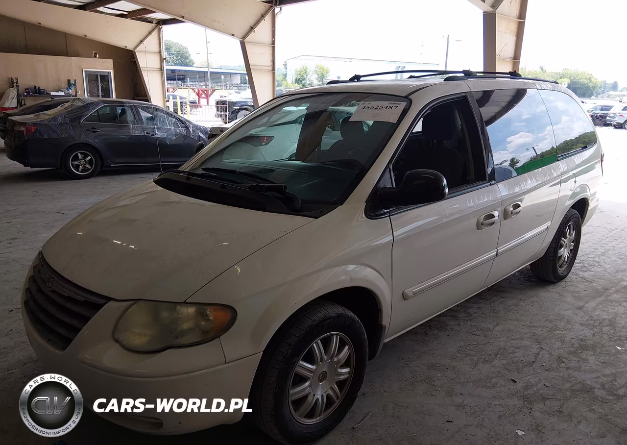 2005 Chrysler Town & Country Touring VIN:2C4GP54L85R536073 - 2