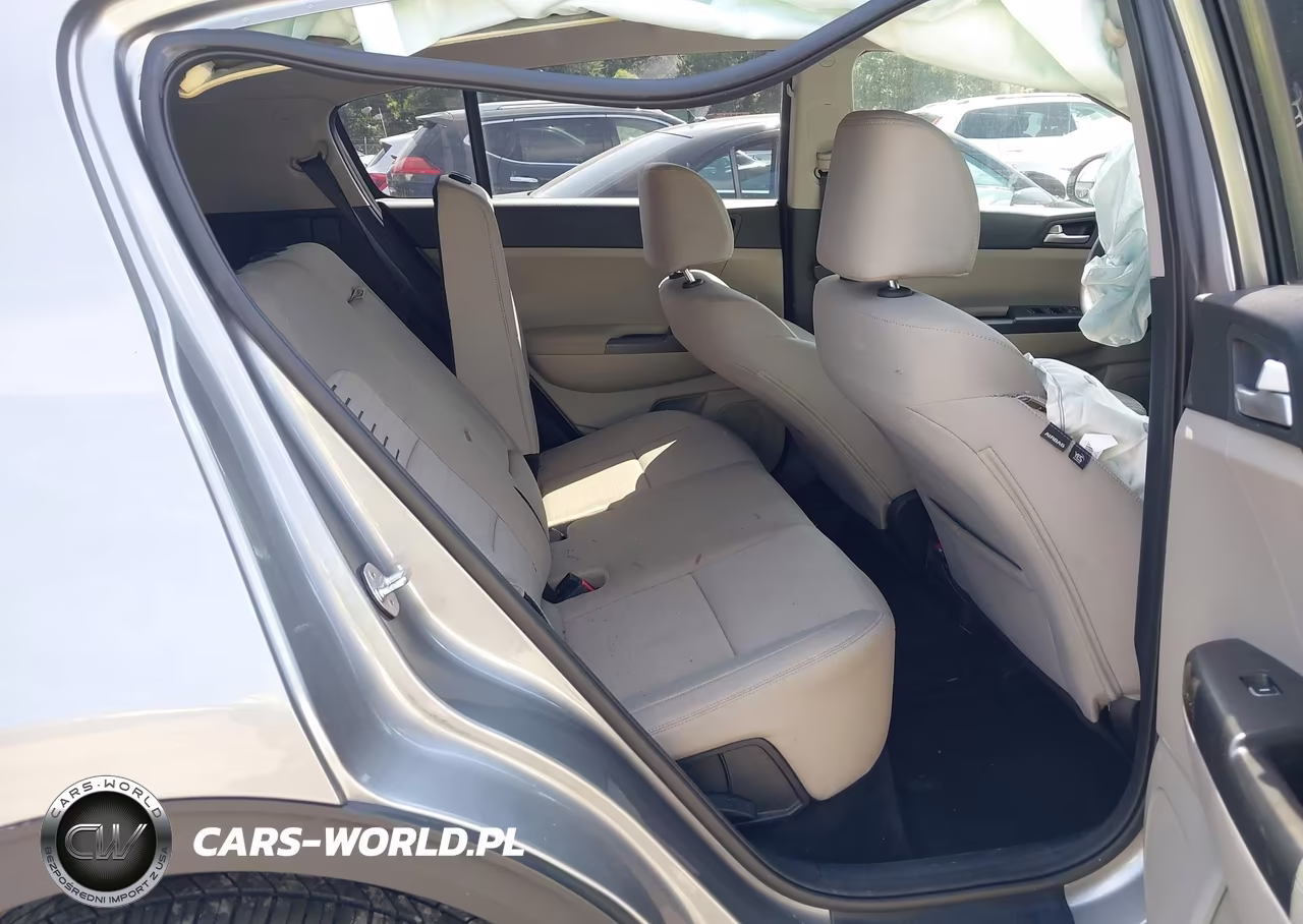 2022 Kia Sportage Lx VIN:KNDPMCAC7N7026459 - 8