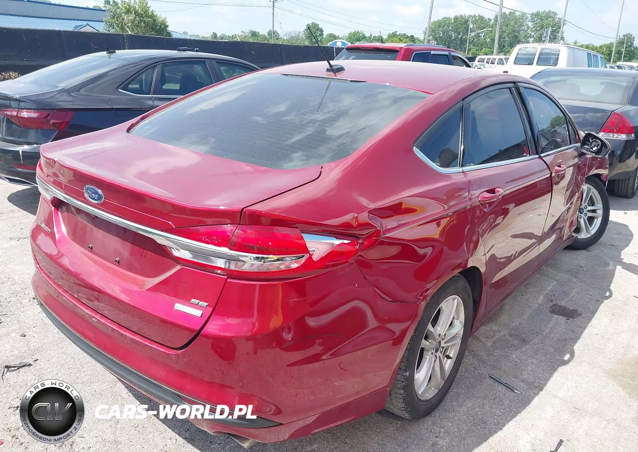 2018 Ford Fusion Se VIN:3FA6P0HD7JR259864 - 4