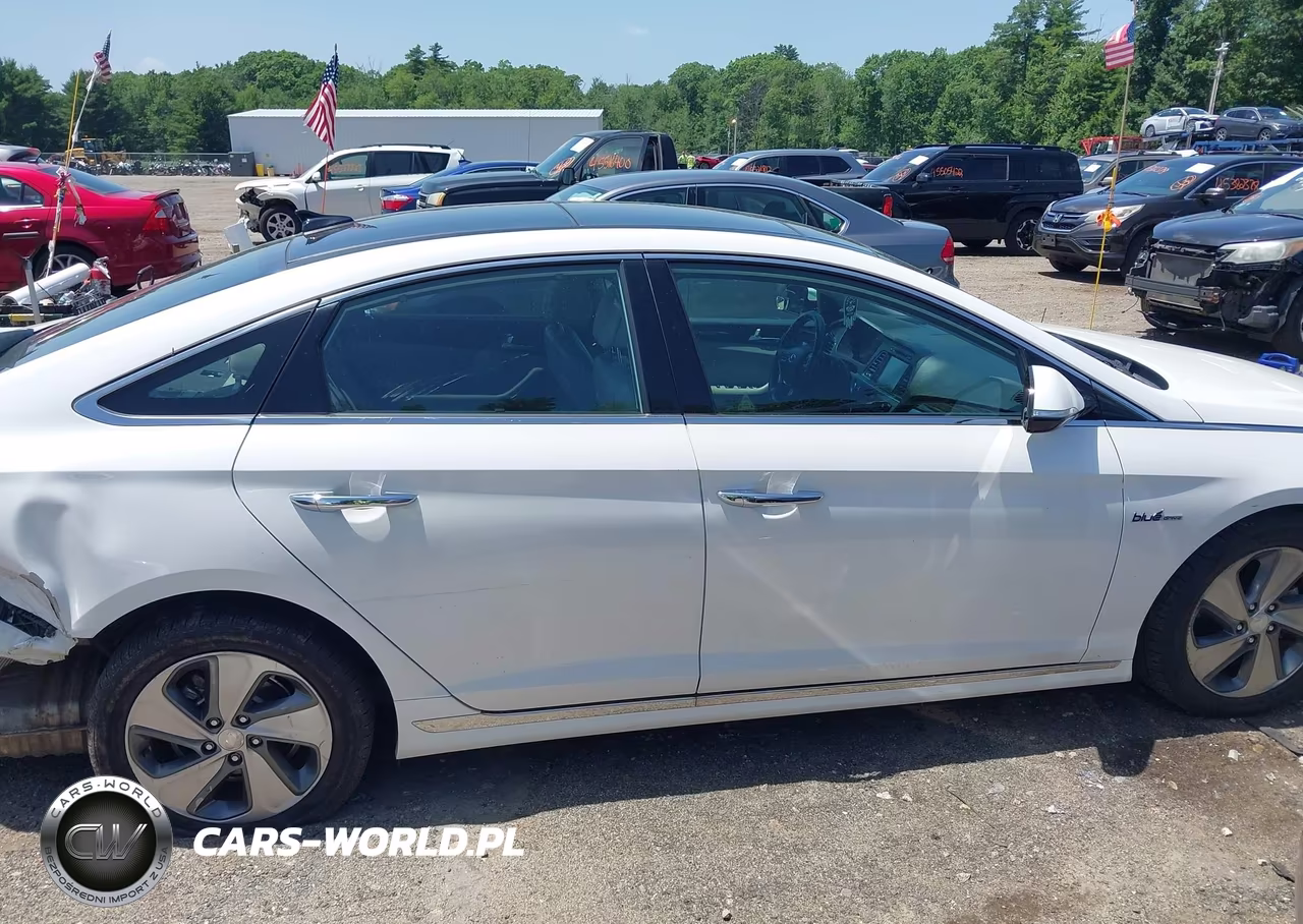 2017 Hyundai Sonata Hybrid Limited VIN:KMHE34L16HA051416 - 14