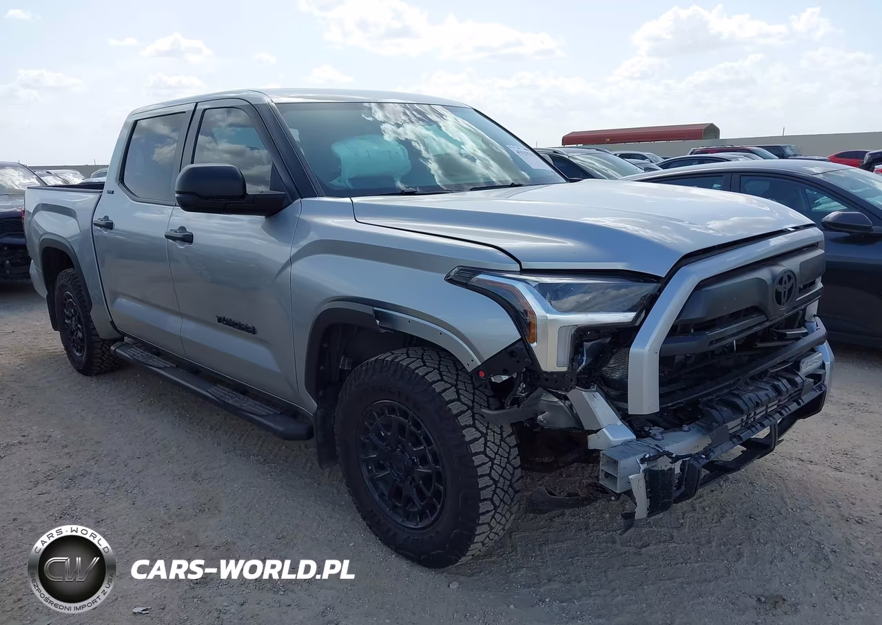 2026 Toyota Tundra Sr5 Crewmax 5.5' Bed – zdjęcie 1 z 17
