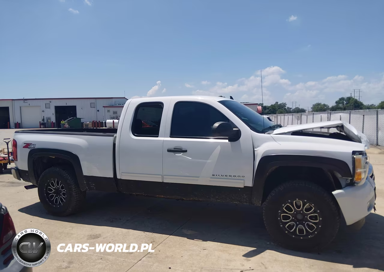 2011 Chevrolet Silverado 1500 Lt VIN:1GCRKSE32BZ205723 - 13