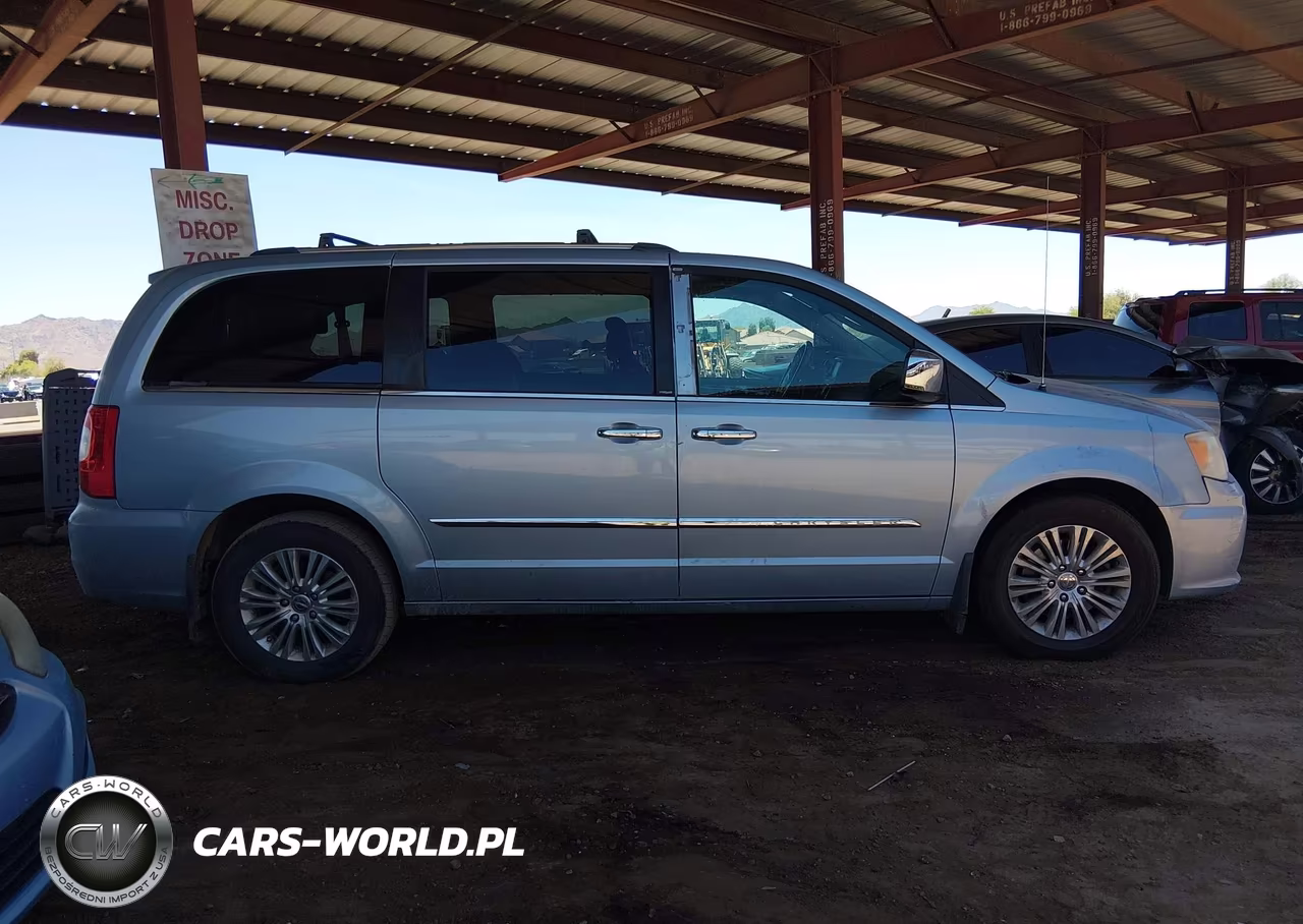 2013 Chrysler Town & Country Limited VIN:2C4RC1GG1DR508738 - 13