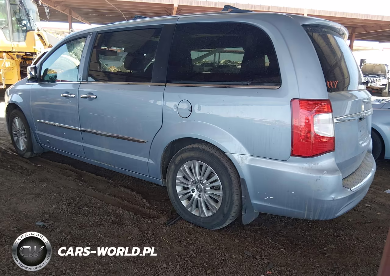 2013 Chrysler Town & Country Limited VIN:2C4RC1GG1DR508738 - 3