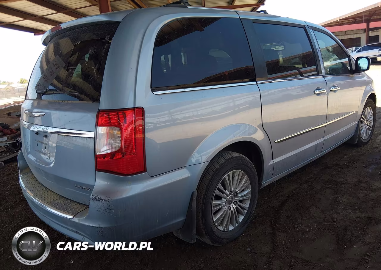 2013 Chrysler Town & Country Limited VIN:2C4RC1GG1DR508738 - 4