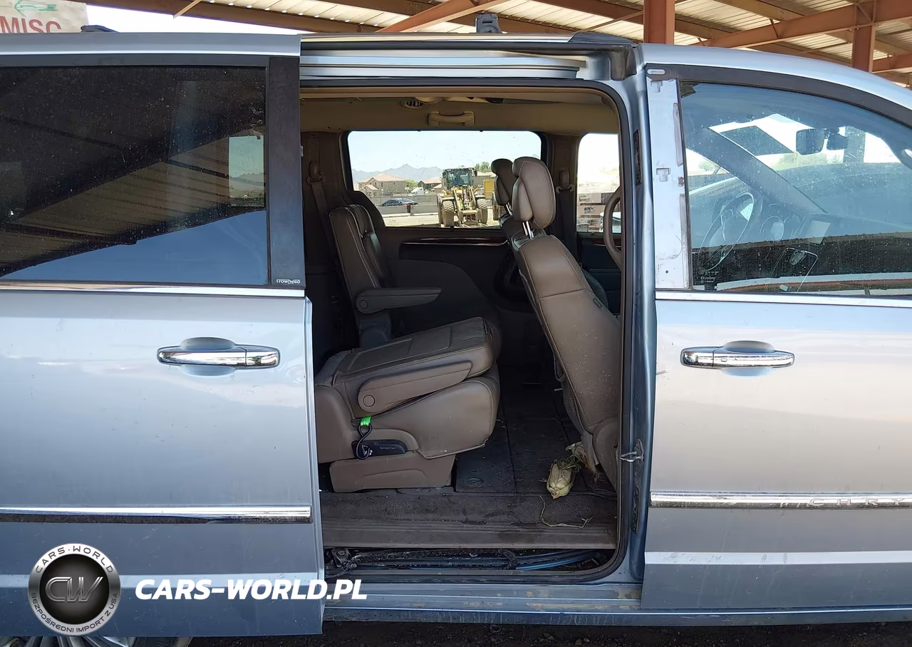 2013 Chrysler Town & Country Limited VIN:2C4RC1GG1DR508738 - 8