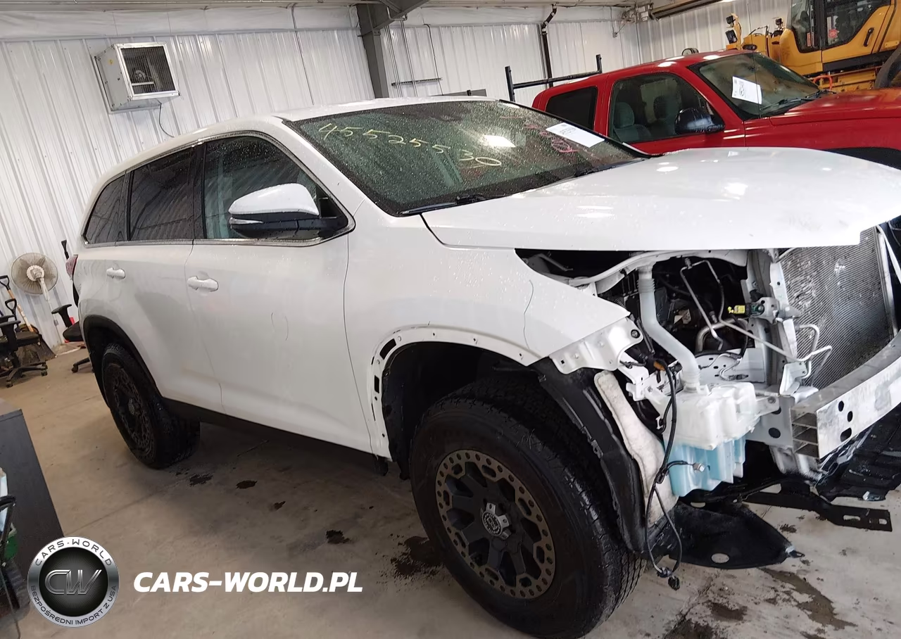 2019 Toyota Highlander Le VIN:5TDBZRFH3KS969422 - 13