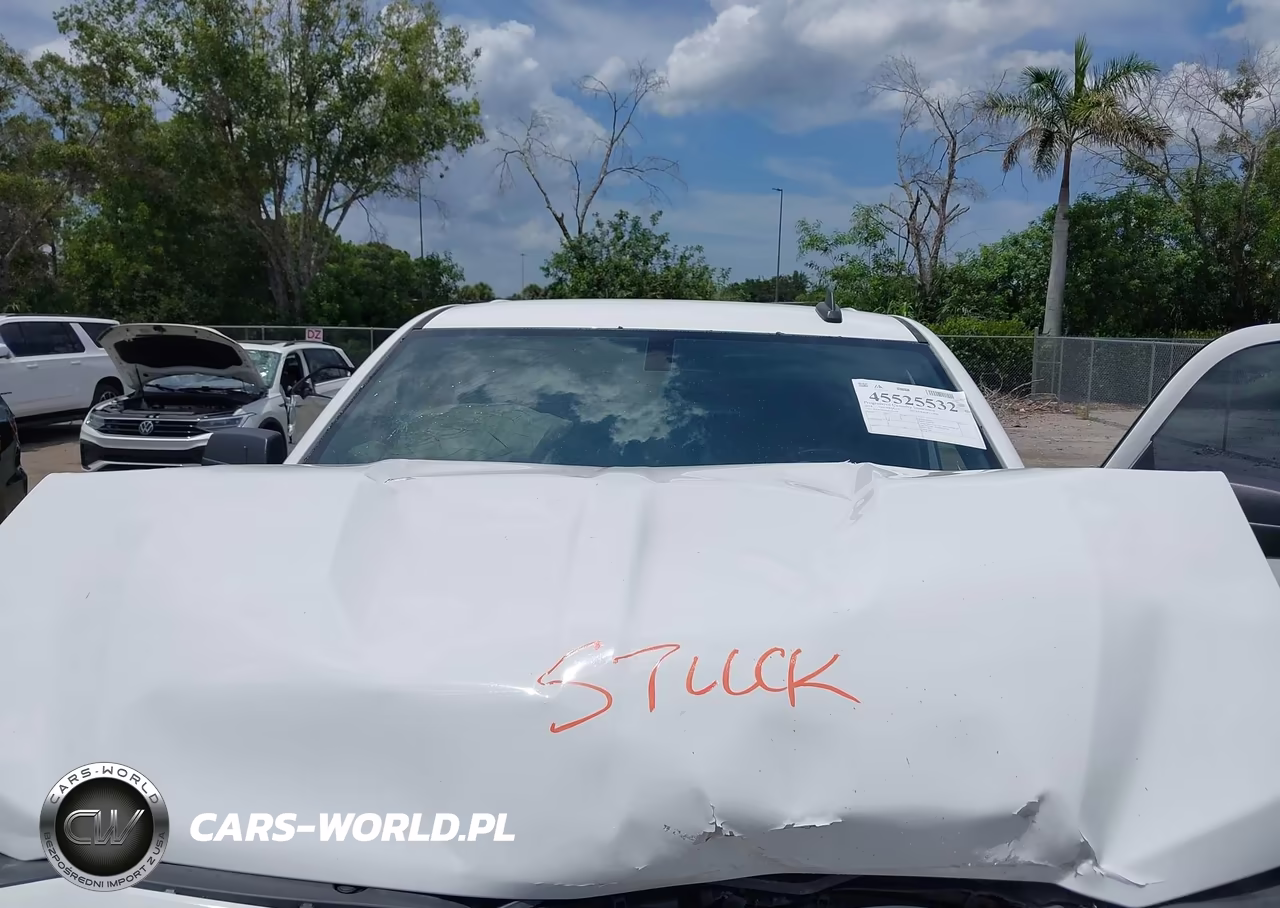 2018 Chevrolet Silverado 1500 Custom VIN:3GCPCPEH0JG222449 - 10