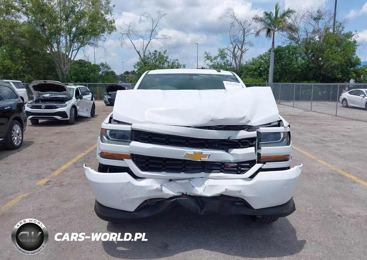 2018 Chevrolet Silverado 1500 Custom VIN:3GCPCPEH0JG222449 - 12