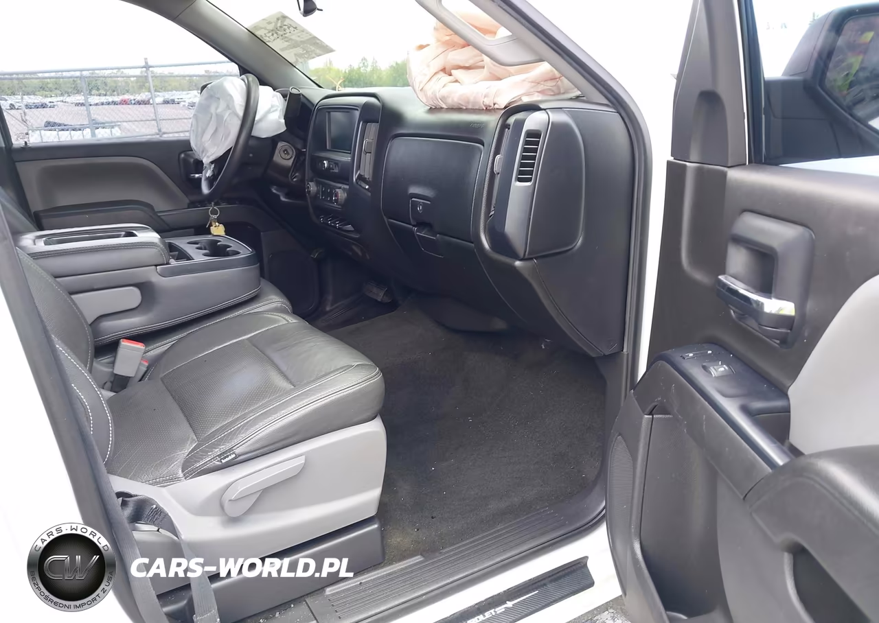 2018 Chevrolet Silverado 1500 Custom VIN:3GCPCPEH0JG222449 - 5