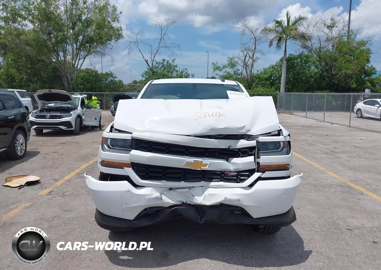 2018 Chevrolet Silverado 1500 Custom VIN:3GCPCPEH0JG222449 - 6