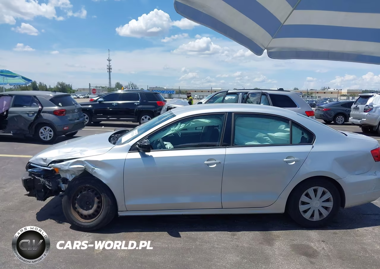 2014 Volkswagen Jetta 2.0L S VIN:3VW2K7AJ4EM429419 - 14