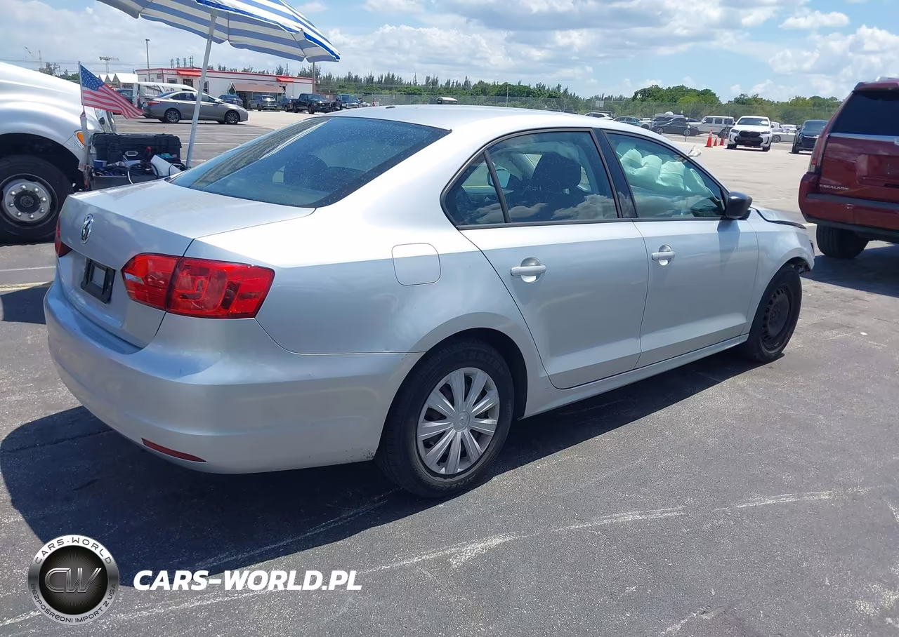 2014 Volkswagen Jetta 2.0L S VIN:3VW2K7AJ4EM429419 - 4