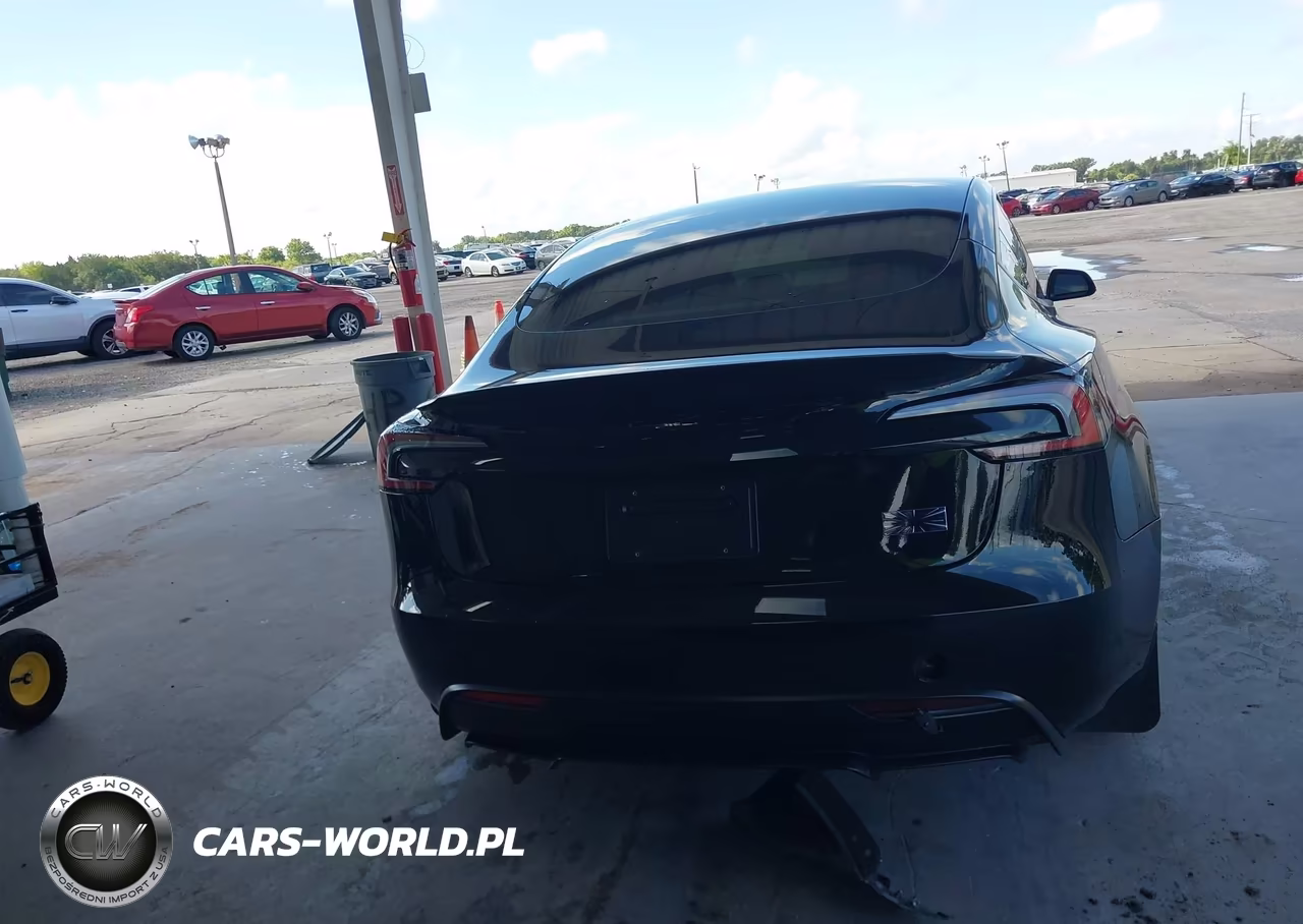 2026 Tesla Model 3 Performance All-Wheel Drive VIN:5YJ3E1ETXTF127724 - 16