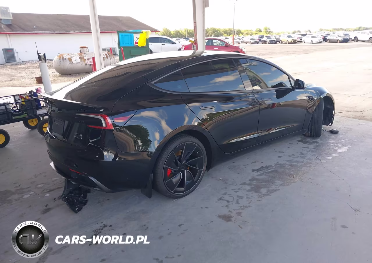2026 Tesla Model 3 Performance All-Wheel Drive VIN:5YJ3E1ETXTF127724 - 4