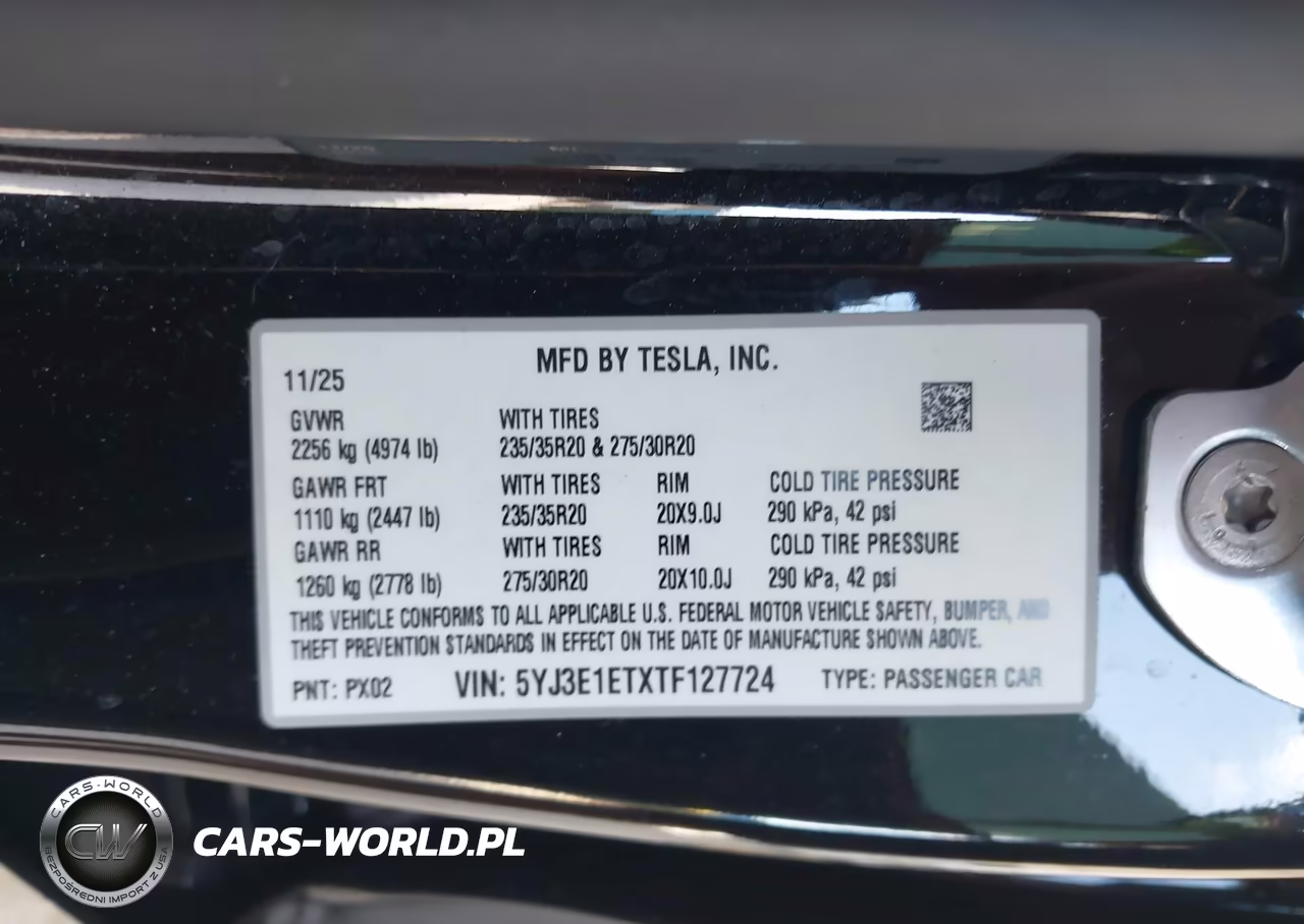 2026 Tesla Model 3 Performance All-Wheel Drive VIN:5YJ3E1ETXTF127724 - 9