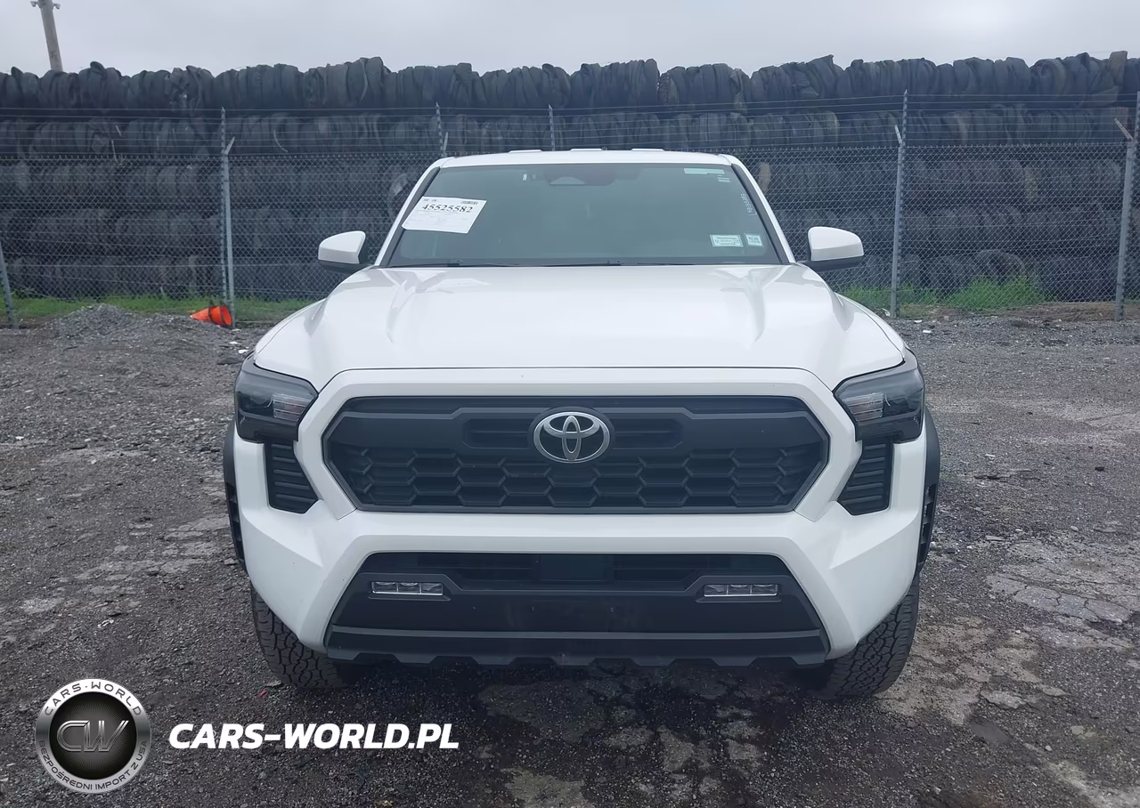 2025 Toyota Tacoma Trd Off Road VIN:3TMLB5JN5SM118060 - 11