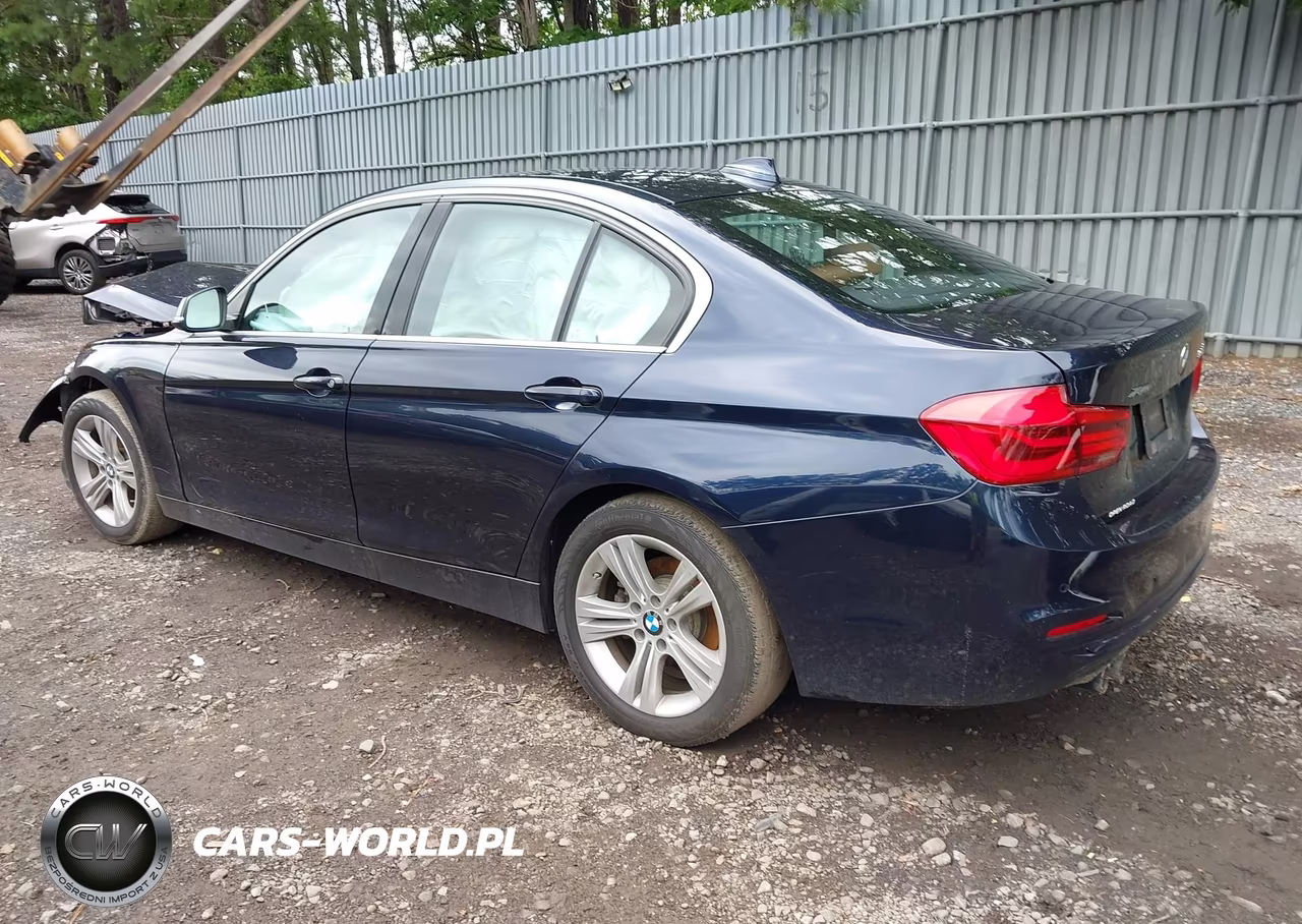 2017 BMW 330I xDrive VIN:WBA8D9G50HNU60154 - 3