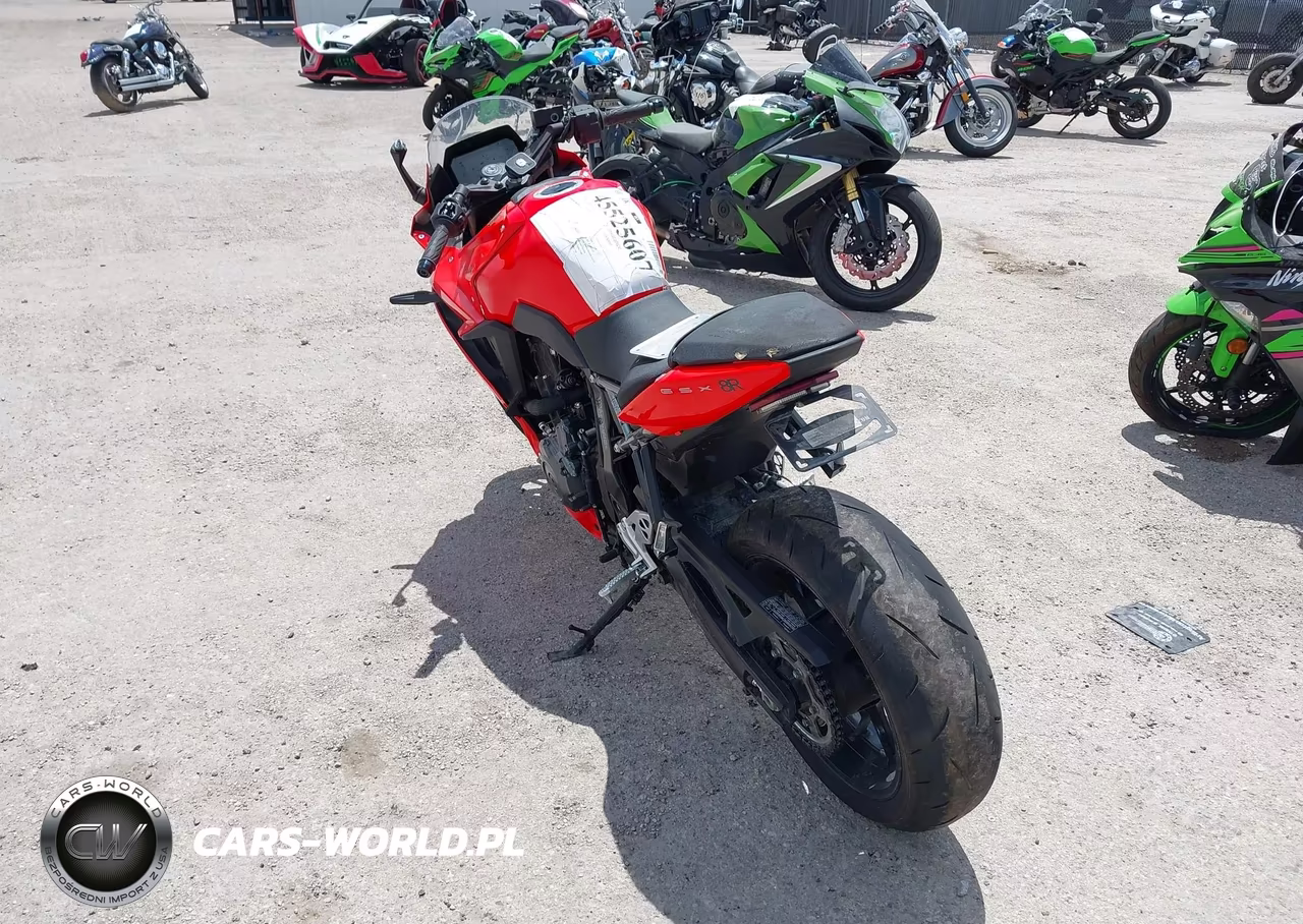 2026 Suzuki Gsx800 F VIN:JS1EM13B6T7101174 - 3