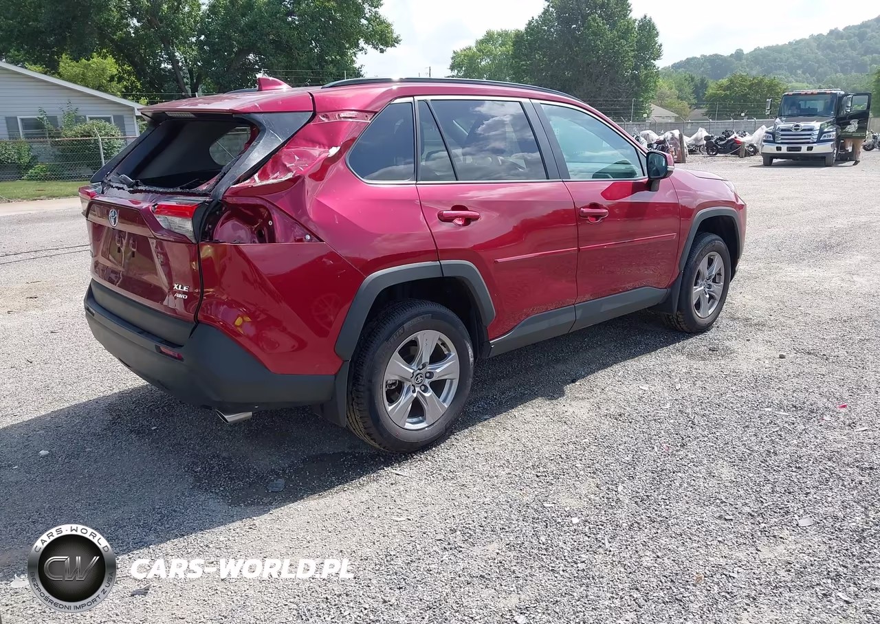 2025 Toyota Rav4 Xle VIN:2T3P1RFV8SW607412 - 4