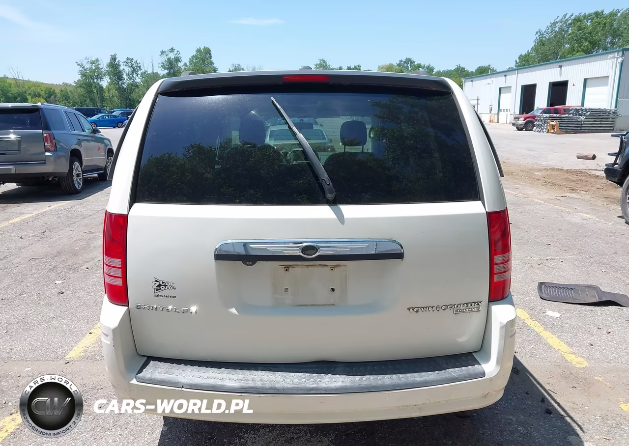 2010 Chrysler Town & Country Touring VIN:2A4RR5D13AR133933 - 16