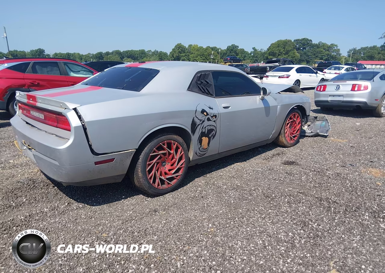 2012 Dodge Challenger Sxt VIN:2C3CDYAG3CH269383 - 4