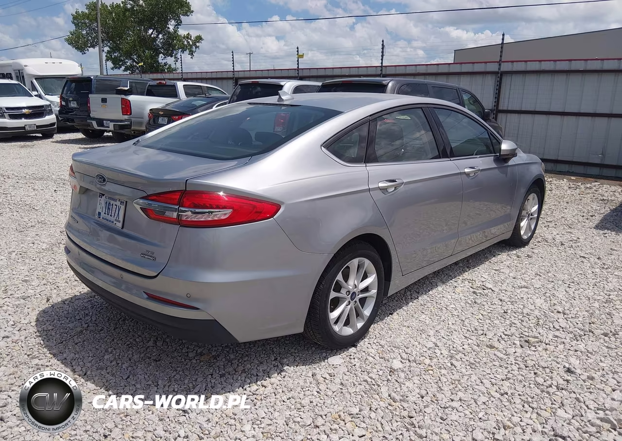 2020 Ford Fusion Hybrid Se VIN:3FA6P0LU0LR229650 - 4