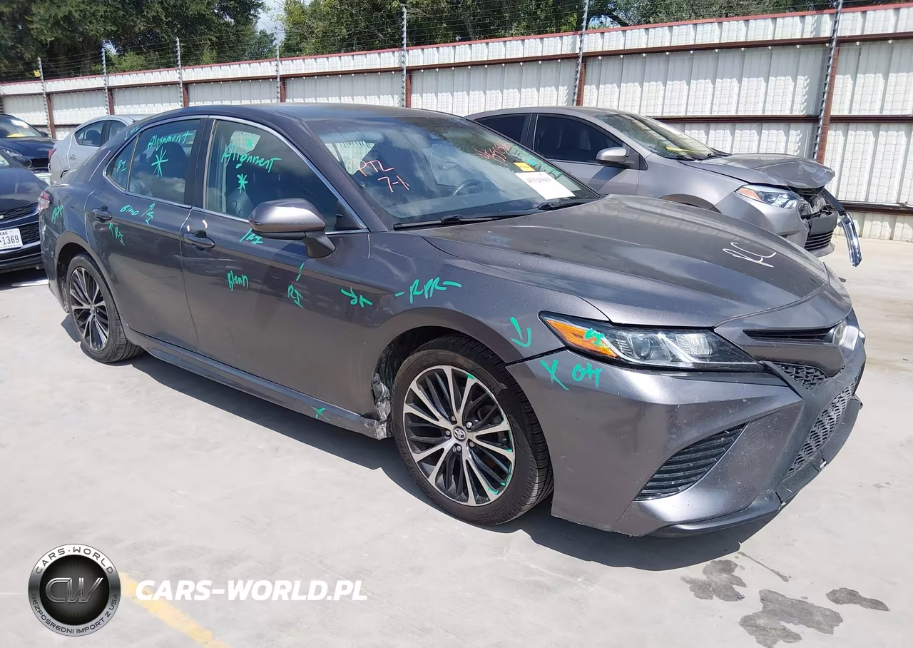 2020 Toyota Camry Se