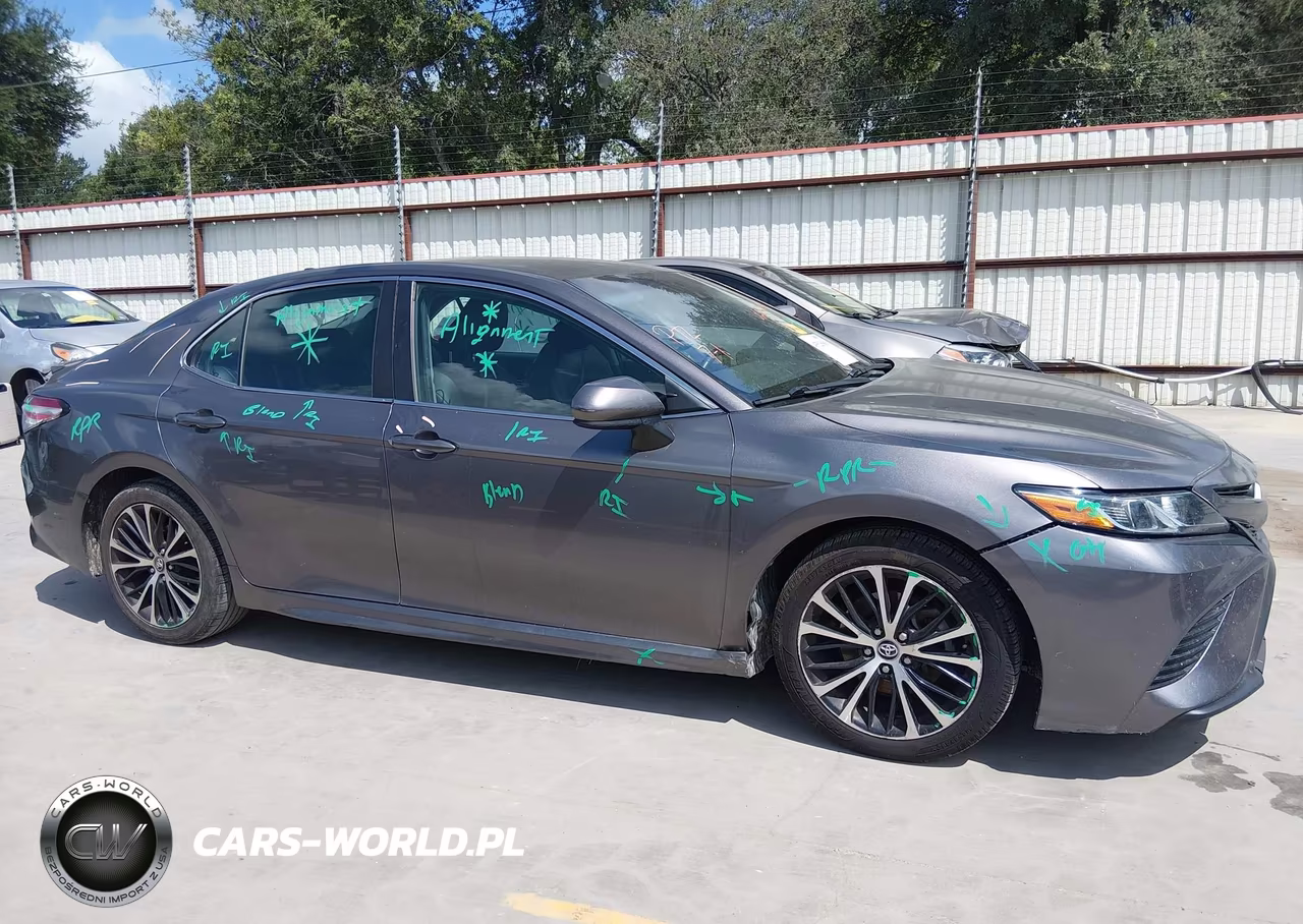 2020 Toyota Camry Se VIN:4T1G11AK5LU942216 - 13